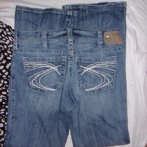 Silver jeans size    30 x 32 blue denim pants jeans womens  suki